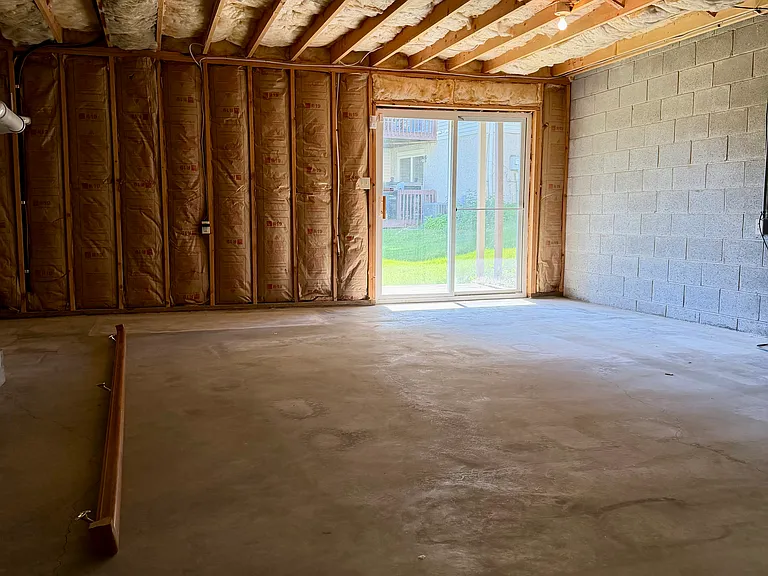 105 Acorn Ln — Photo 22