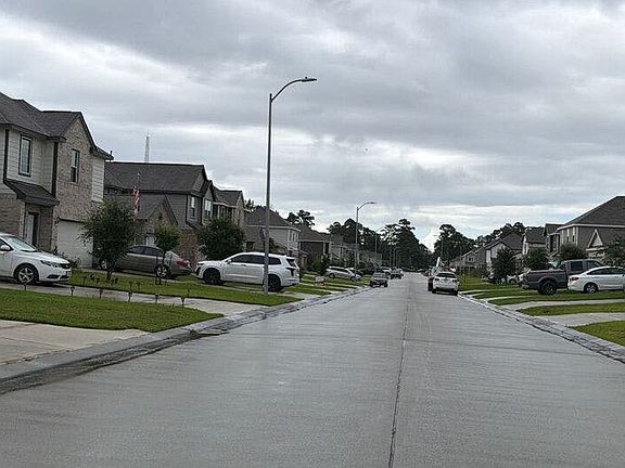 4th image of 23646 Goodfellow Dr