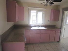 4th image of 3256 N Pershing Ave