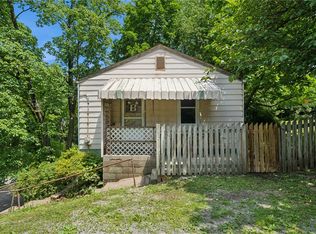 203 Clever Ave, Mc Kees Rocks, PA 15136