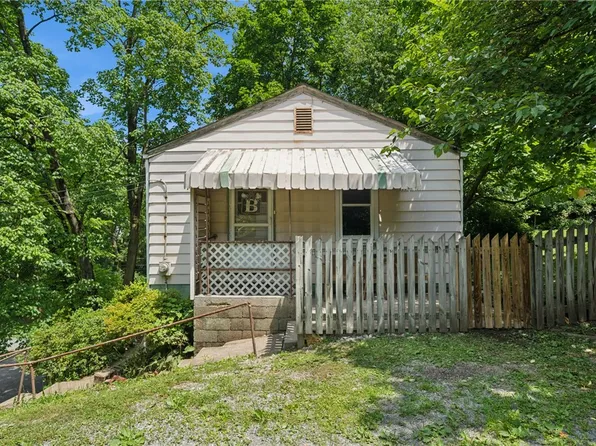 203 Clever Ave, Mc Kees Rocks, PA 15136