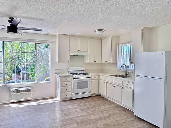 3rd image of 6714 Troost Ave APT J