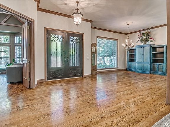 5th image of 18809 Otter Creek Dr
