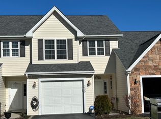 235 Pleasant View Dr, Wytheville, VA 24382