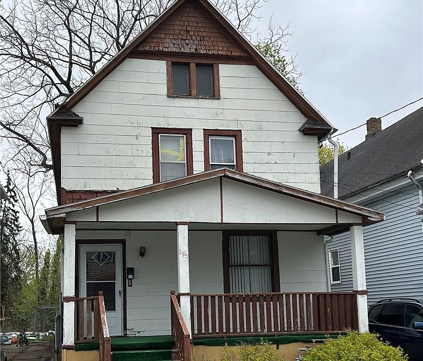 1st image of 185 Carl St