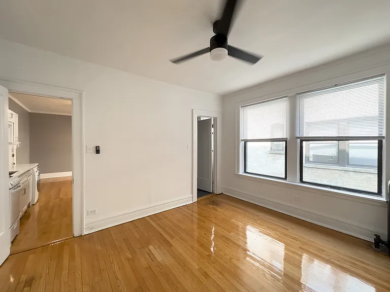 441 W Melrose St #B3 — Photo 12