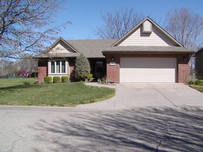 2352 N High Point Cir, Wichita, KS, 67205