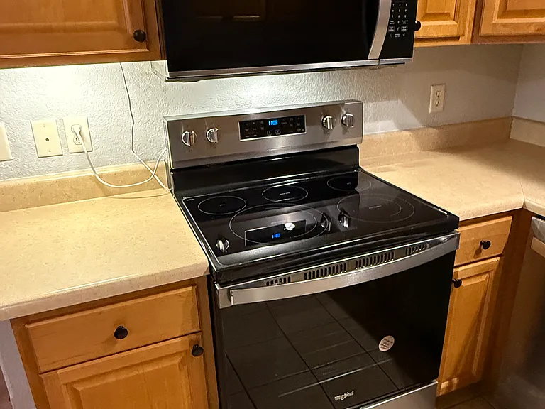 Appliances all upgraded to modern stainless steel