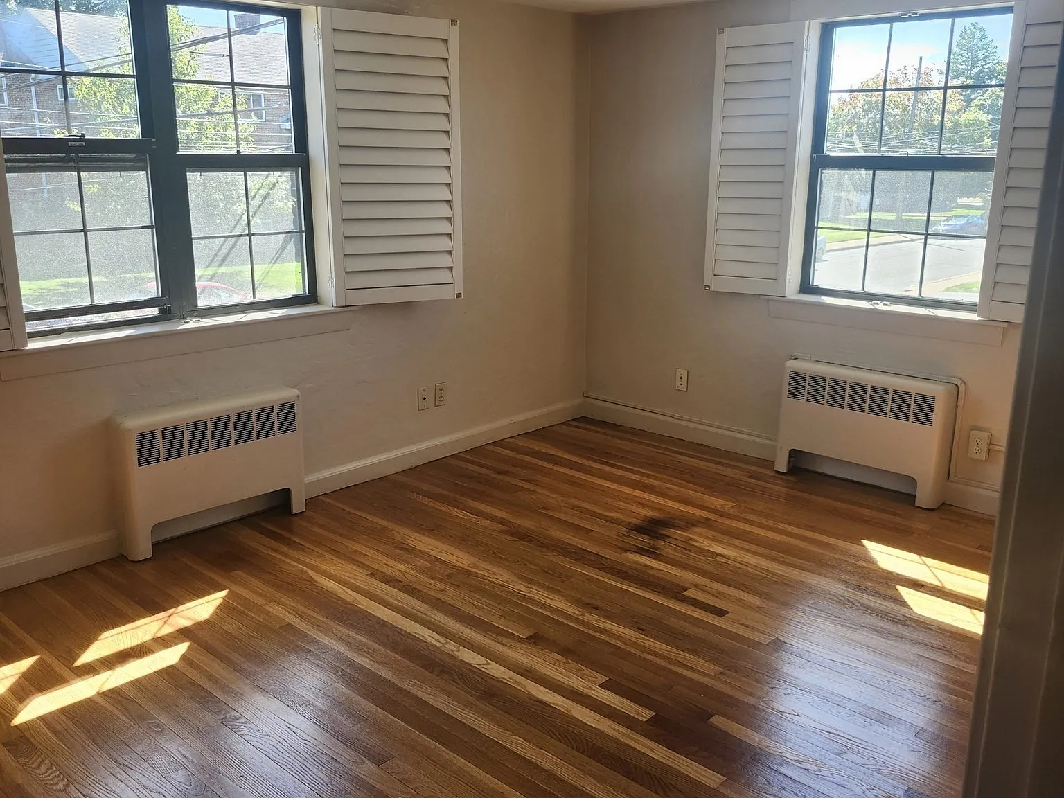 1 bed, 1.0 bath, 700 sqft, $2,067 — Photo 4