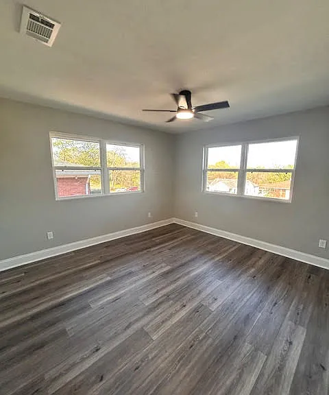 2712 Broadway St — Photo 15