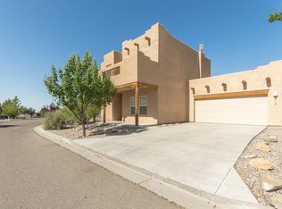 4710 Contenta Rdg, Santa Fe, NM 87507