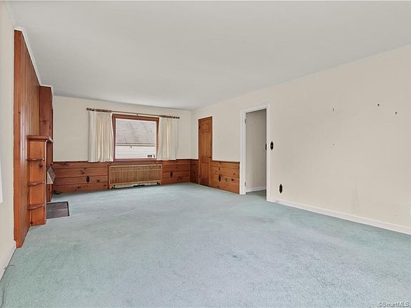3rd image of 50 Kane Ave