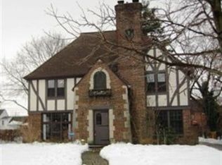 18408 Lynton Rd, Shaker Heights, OH 44122