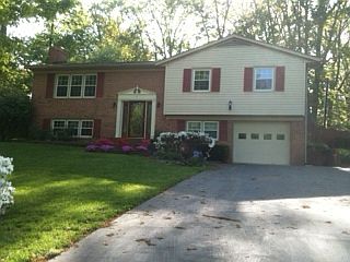 1st image of 1 Barksdale Ct