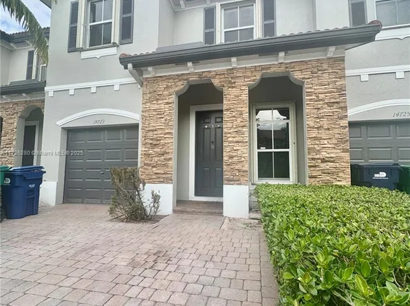 14729 SW 25th St, Miami, FL 33185