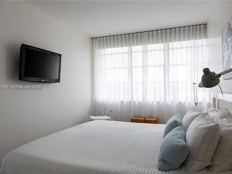 1817 S Ocean Dr #CU-320 — Photo 14