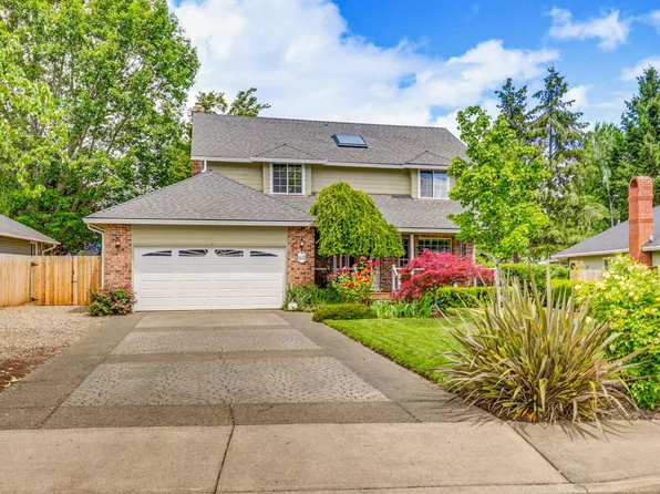 60 Vintage Cir, Jacksonville, OR 97530