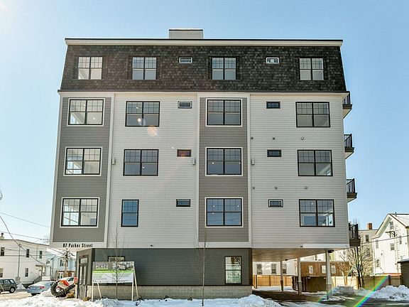 5th image of 87 Parker St Unit 402