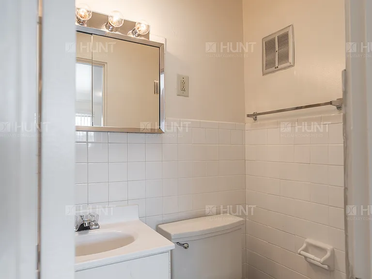 1525A Castle Pl SE — Photo 17
