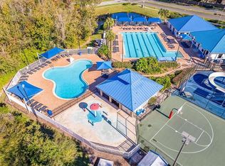 29216 Crossland Dr, Zephyrhills, FL 33543