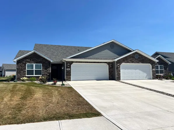 3903 Gussie Ct, Warsaw, IN 46582