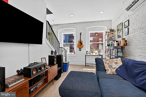 59 N 2nd St #16 Photo 1