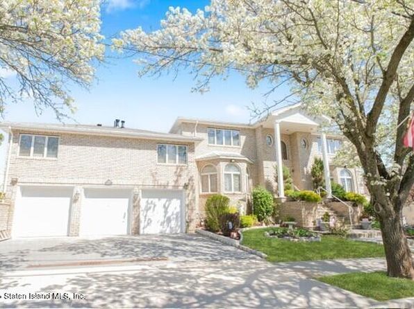 261 Chelsea St, Staten Island, NY 10307