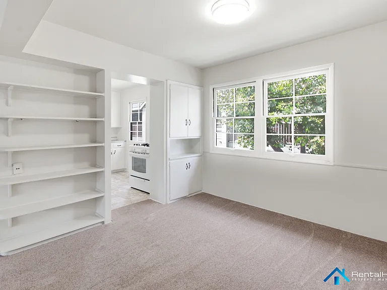 449 N Euclid Ave #G — Photo 3