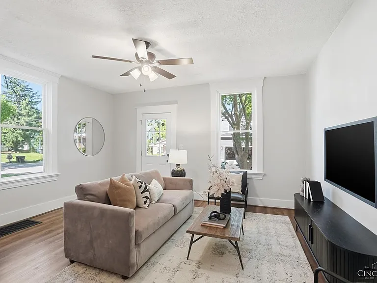 5312 Ravenna St — Photo 2