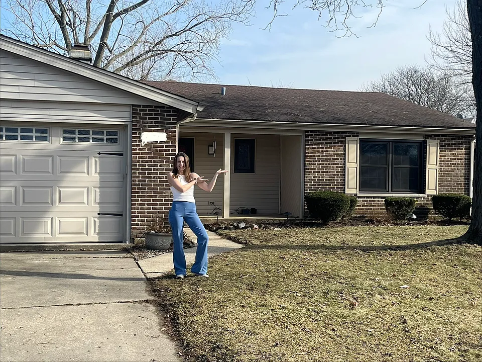 775 Boxwood Ln
