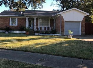 222 W Chico Dr, Garland, TX 75041