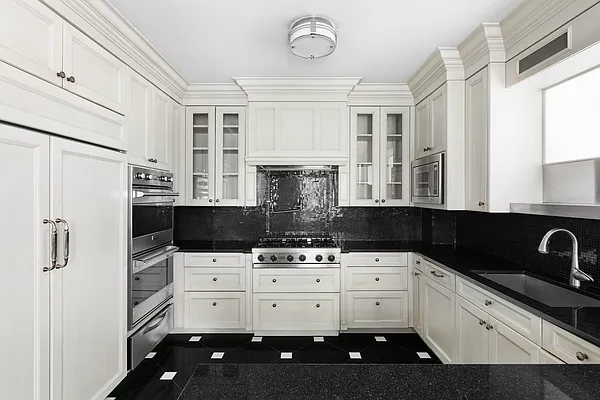 Rented by Corcoran | media 15