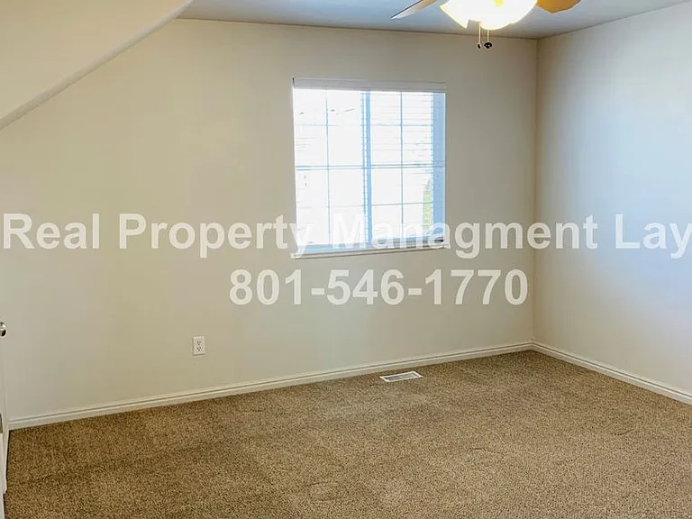 1267 E 6225 S — Photo 10