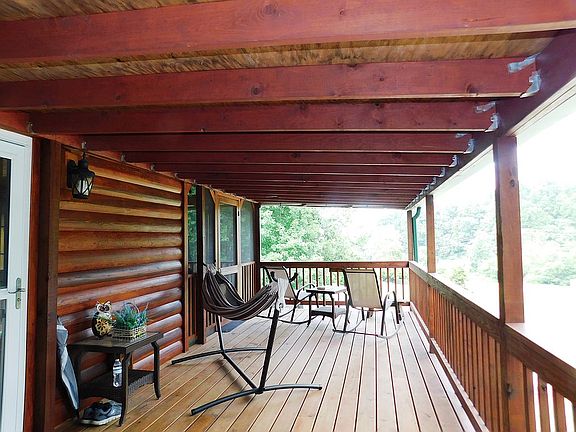 2nd image of 99 Hideaway Park Trl