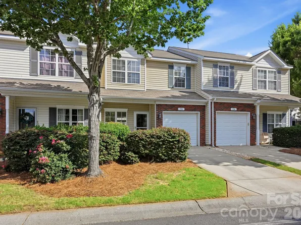 136 Rapids Rd, Fort Mill, SC 29715