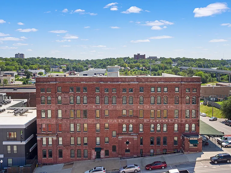 L15 Lofts — Photo 22