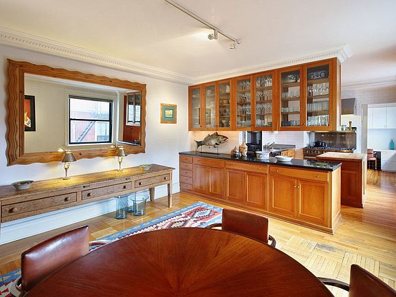 4th image of 755 W End Ave APT 10C