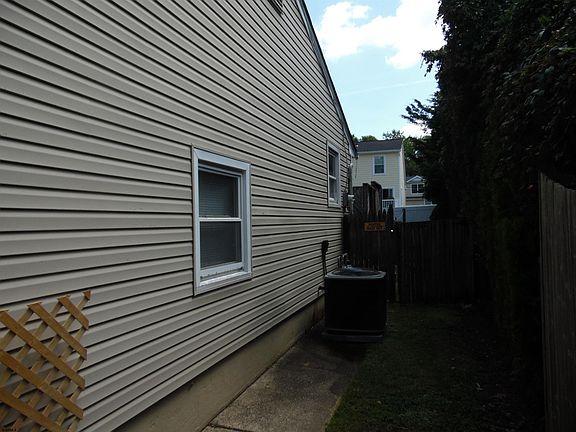 2nd image of 206 Bliss Ave