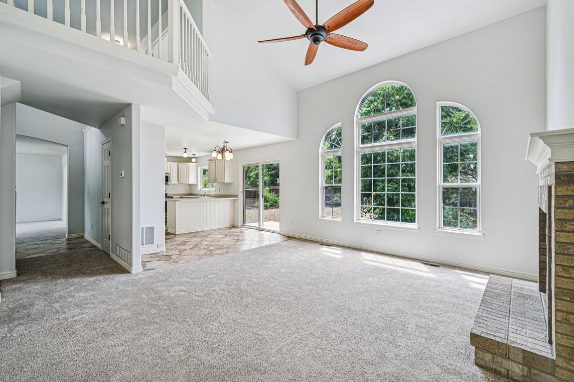 Wimbleton Ct-S2407-009.jpg