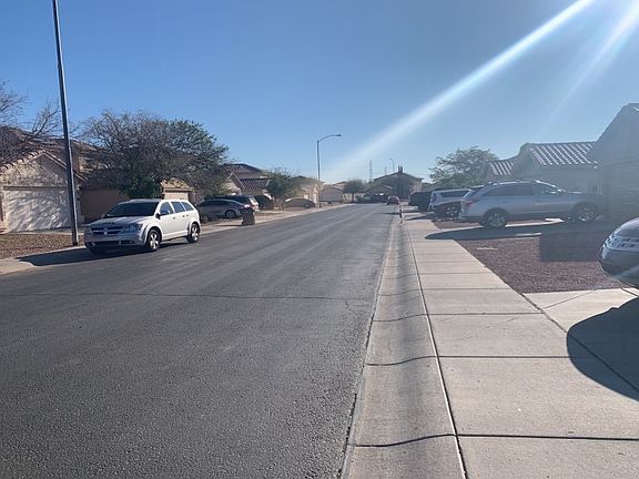 4th image of 11810 W Poinsettia Dr