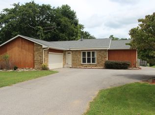 1796 E Telegraph Hill Rd, Madison, IN 47250