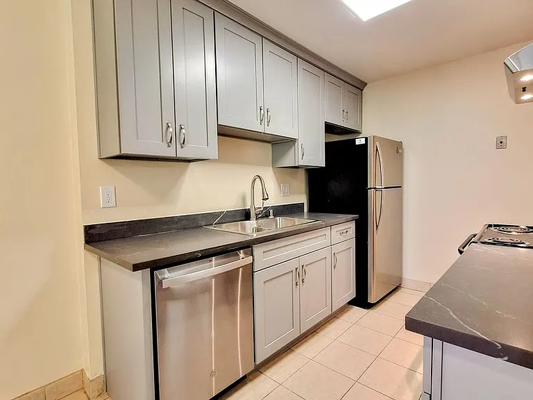 247 N Capitol Ave #243-7 — Photo 9