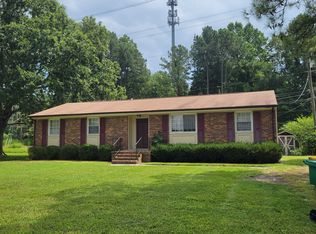 424 Parkwood Ct, Petersburg, VA 23805