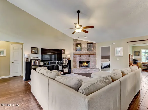 8721 GOODBYS TRACE Court, Jacksonville, FL 32217