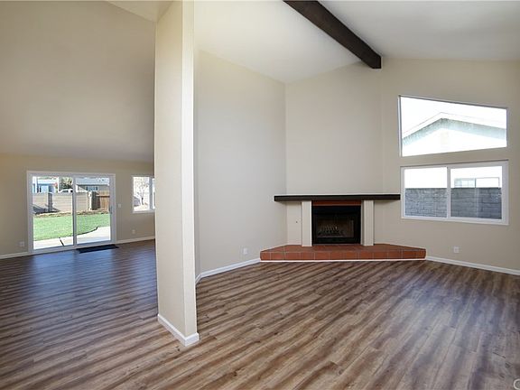 5th image of 723 Pioneer Dr