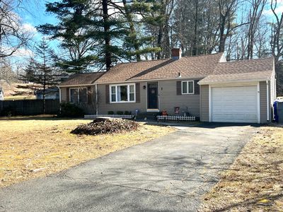 1 Crescent Beach Drive, Enfield, CT, 06082
