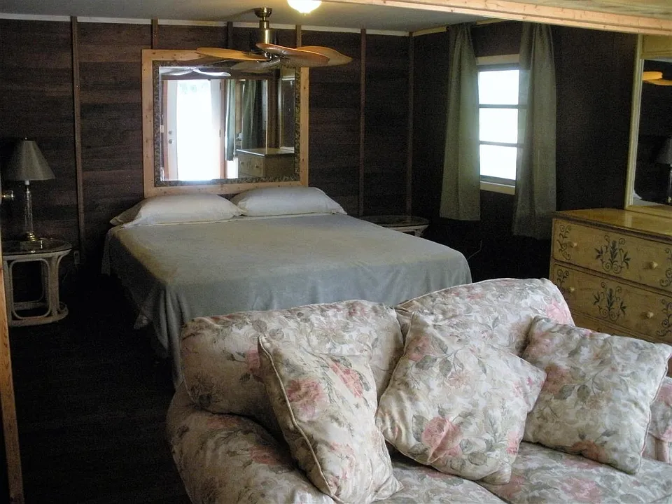 Living/Bed