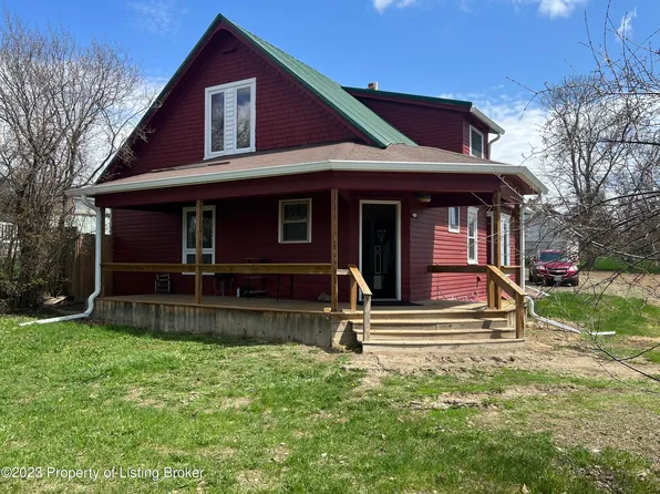 107 Wisconsin Ave, Mott, ND 58646