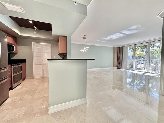 3rd image of 99 SE Mizner Blvd APT 736