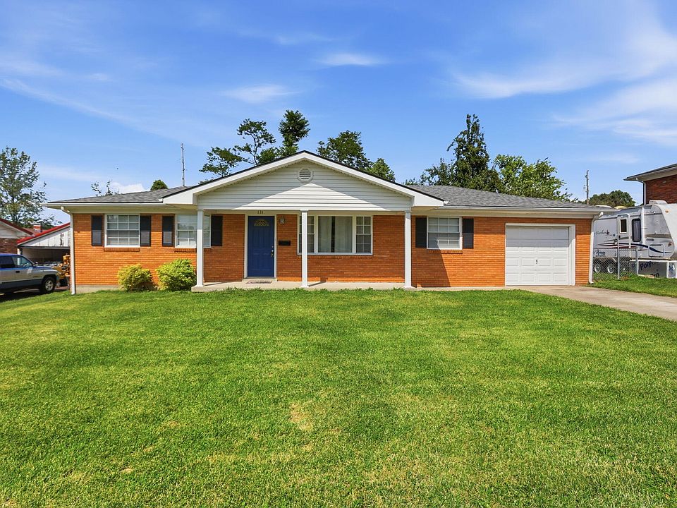 1st image of 131 Oaklawn Dr